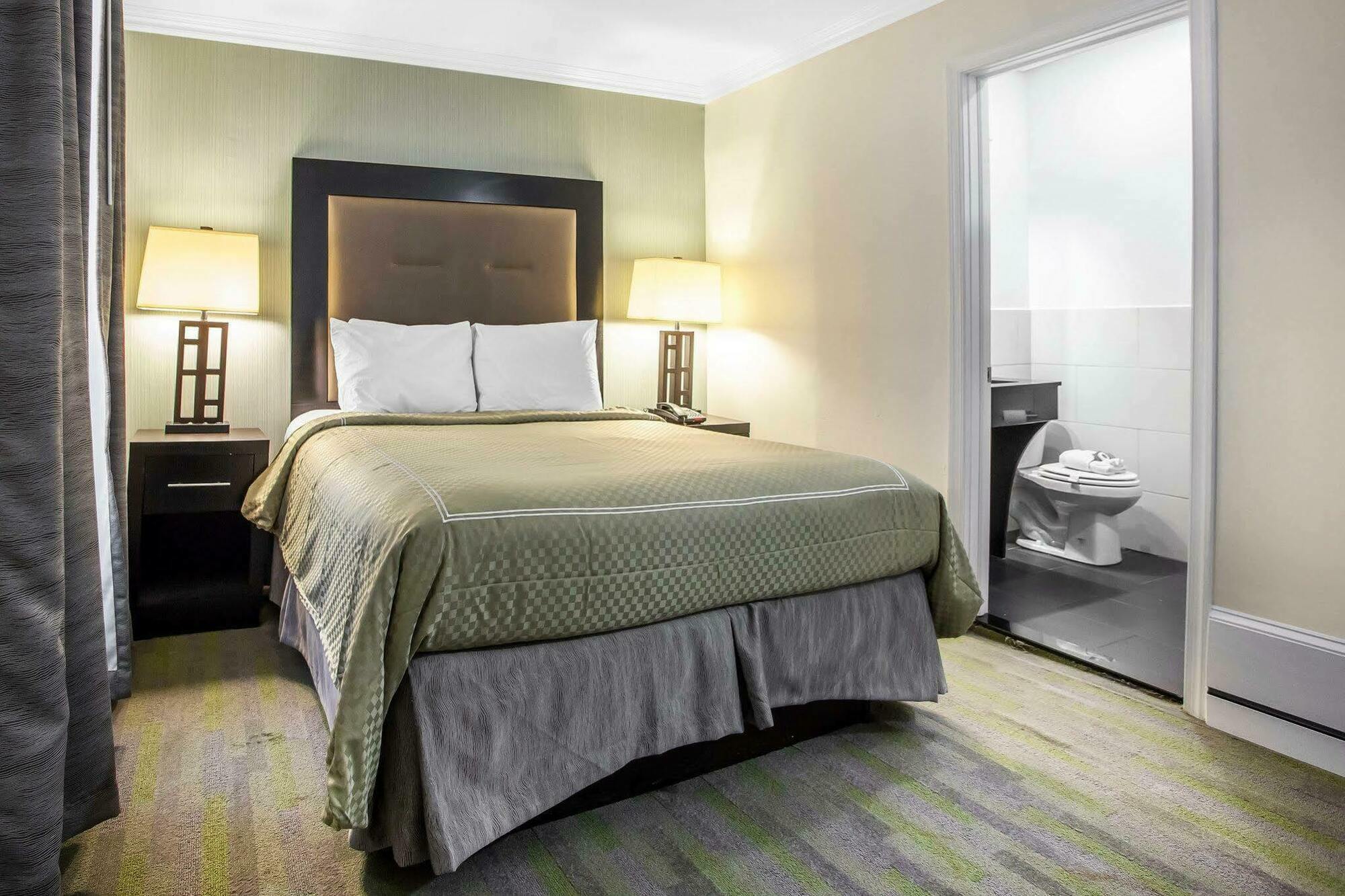Quality Inn Center City Philadelphia Exterior foto